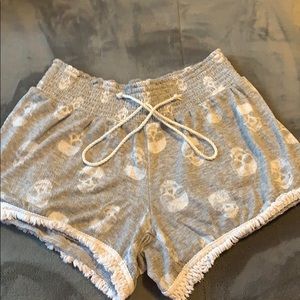 No boundaries shorts